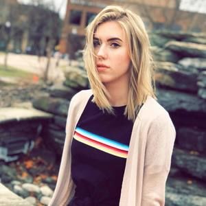 Meet your Posher, Paige